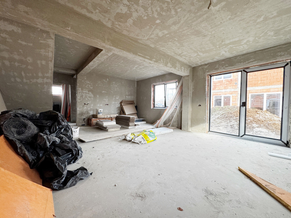 Duplex 4 camere, 100mp utili +12mp terasa, pozitie excelenta -Giroc 