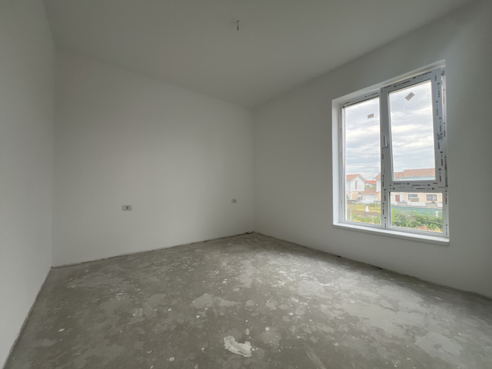 Duplex 4 camere, 100mp utili +12mp terasa, pozitie excelenta -Giroc 