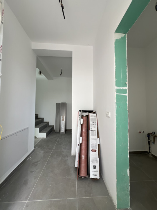 Duplex 4 camere, 100mp utili +12mp terasa, pozitie excelenta -Giroc 
