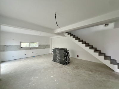 Duplex 4 camere, 100mp utili +12mp terasa, pozitie excelenta -Giroc 