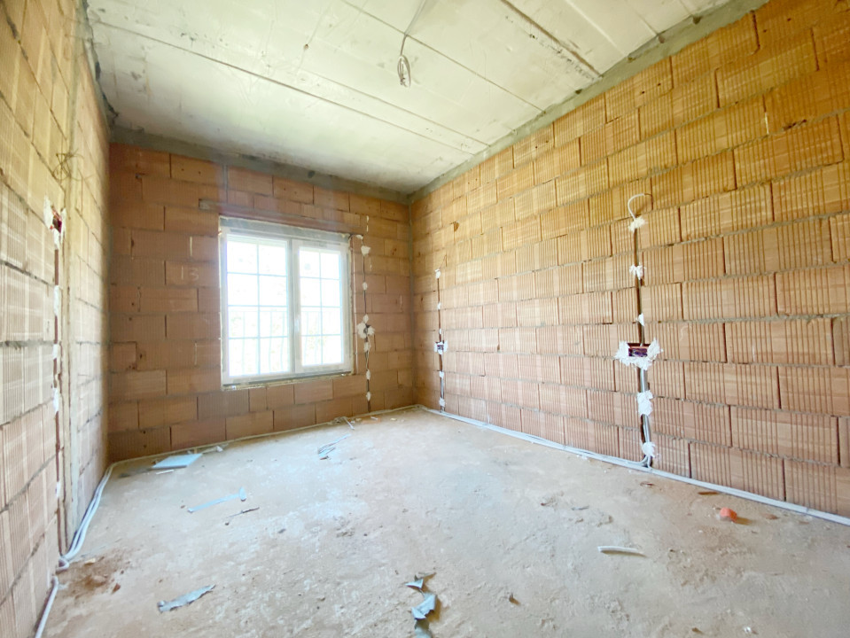 Duplex 4 camere, 337 mp teren, 107 mp utili,P+1, Mosnita Veche 