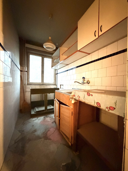 Apartament 4 camere, 70mp utili, Boxa 9mp, etaj 1 - Take Ionescu