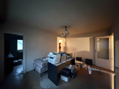 Apartament 4 camere, 70mp utili, Boxa 9mp, etaj 1 - Take Ionescu