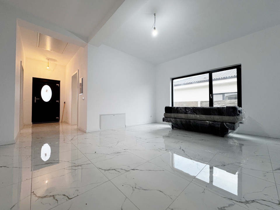 Duplex 3 camere, 340 teren, 75mp utili + 15mp terasa -Mosnita Noua