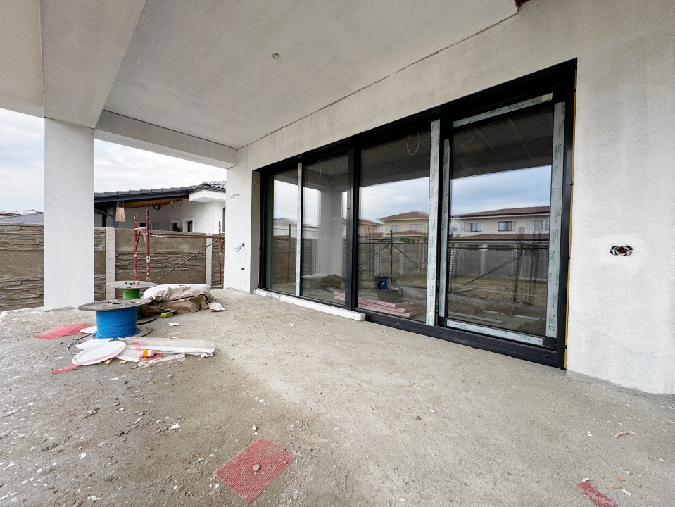 Casa individuala 4 camere, 604mp teren, 137mp utili - Mosnita Noua
