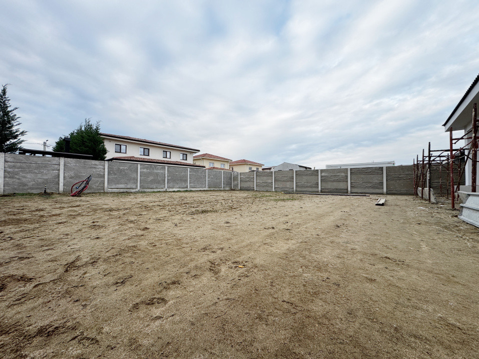 Casa individuala 4 camere, 604mp teren, 137mp utili - Mosnita Noua