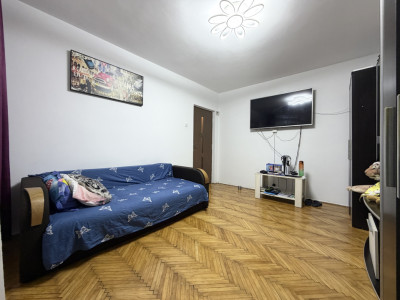 Apartament 3 camere, decomandat, 64mp utili, etaj 3 - Piata Doina
