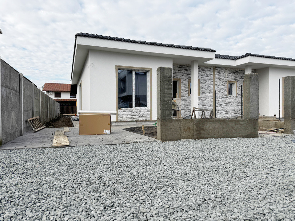 Duplex 3 camere, 78mp utili+ 21mp terasa, 285mp teren, Mosnita Noua