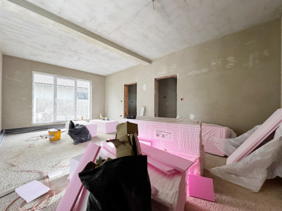 Duplex 3 camere, 78mp utili+ 21mp terasa, 285mp teren, Mosnita Noua