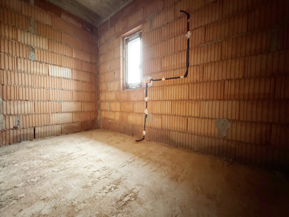 Duplex 4 camere, 350mp teren, 110mp utili, 12mp terasa, Mosnita Noua