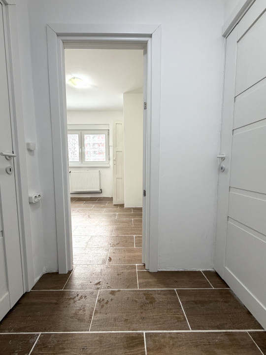 Apartament 1 camera, etaj 1, 30mp utili, renovat complet-Olimpia Stadion