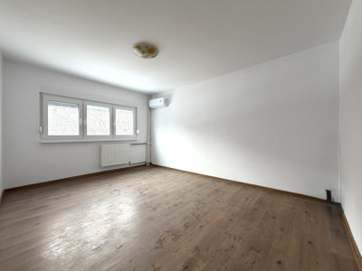 Apartament 1 camera, etaj 1, 30mp utili, renovat complet-Olimpia Stadion