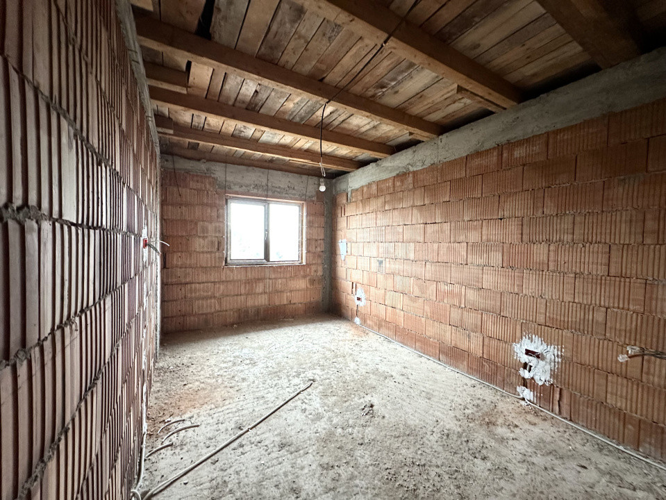 Duplex la roșu, 5 camere, 127 mp utili - Dumbravita