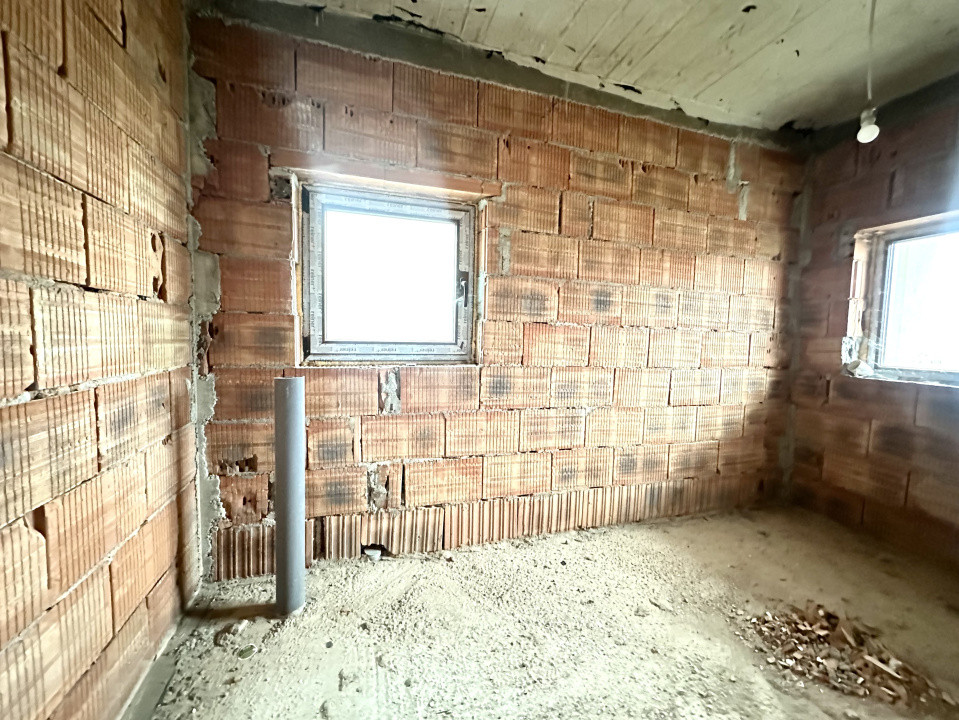 Duplex la roșu, 5 camere, 127 mp utili - Dumbravita