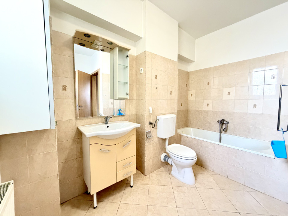 Apartament 2 camere, 60 mp utili, etaj intermediar, Aradului