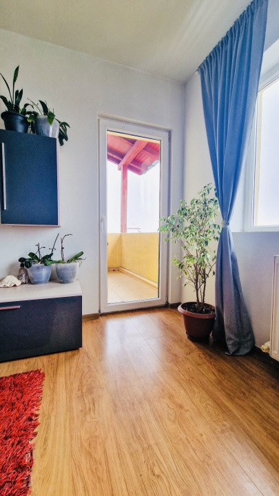 Apartament 3 camere, decomandat, 64mp, zona Girocului