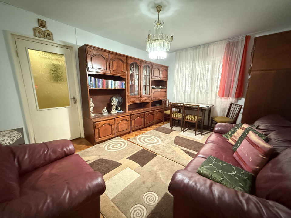 Apartament 2 camere, 43 mp utili, parter - zona Modern