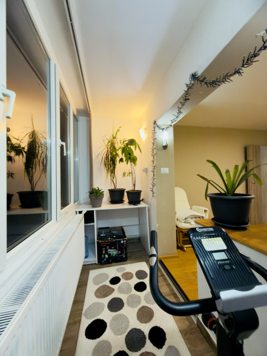 Apartament 4 camere, decomandat, etajul 2, 90mp utili - zona Steaua