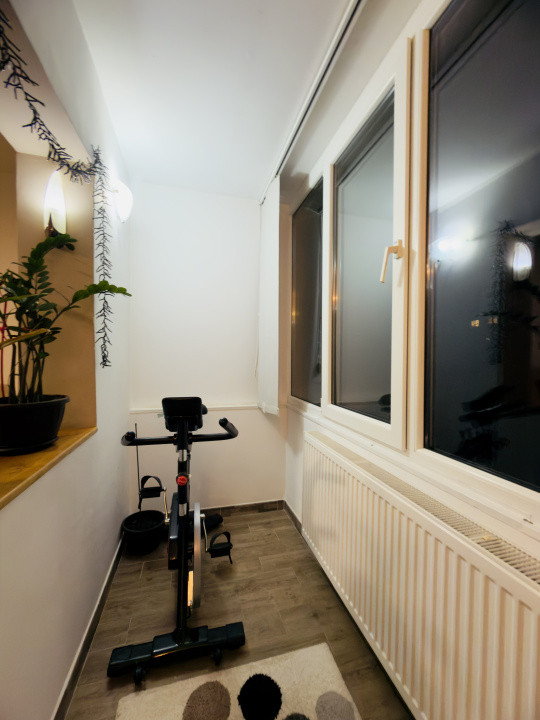 Apartament 4 camere, decomandat, etajul 2, 90mp utili - zona Steaua