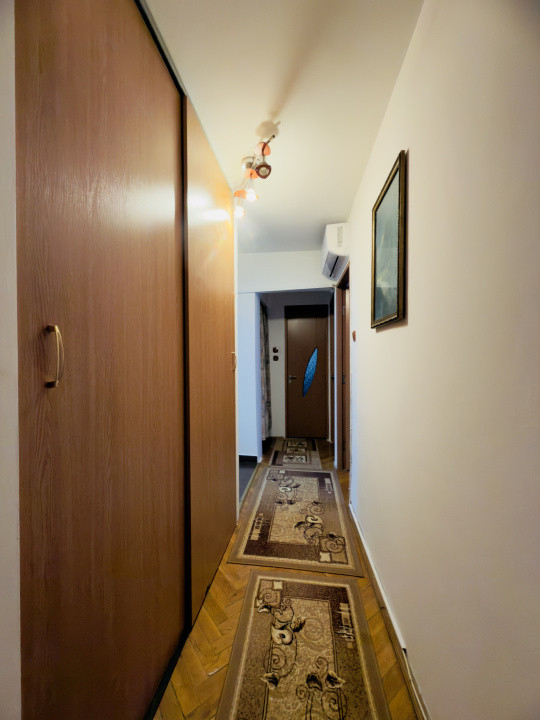 Apartament 4 camere, decomandat, etaj 2, 78mp in Bucovina