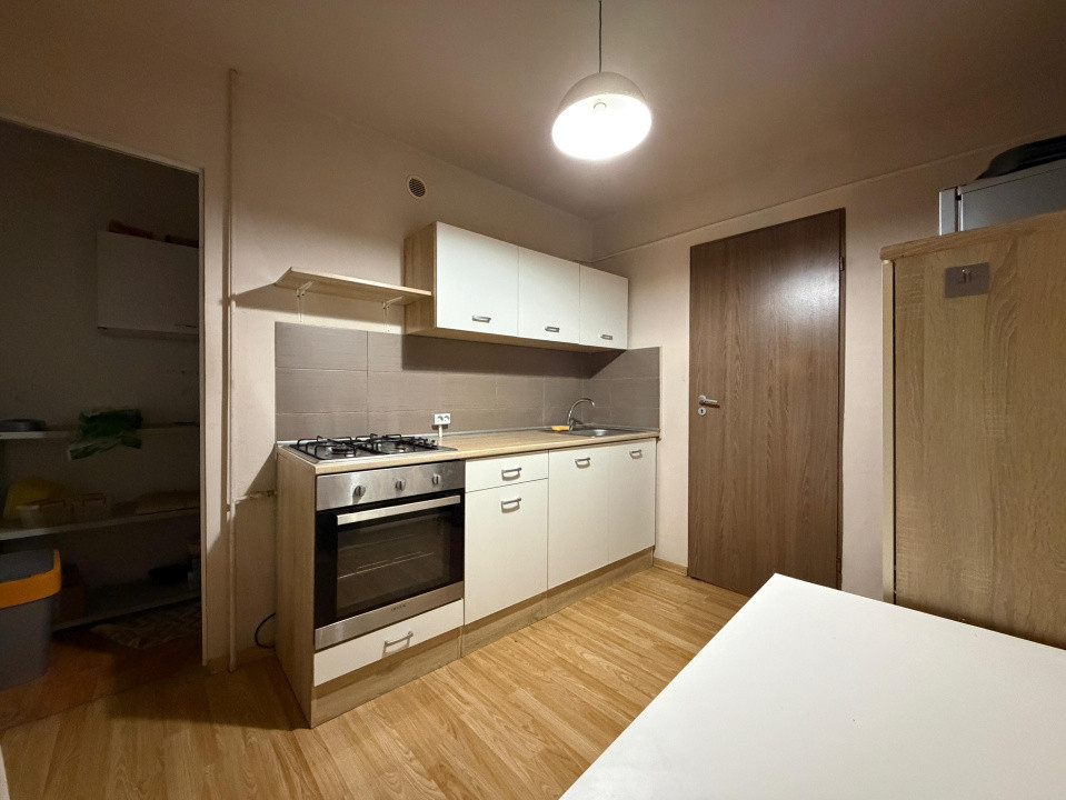 Apartament practic, 2 camere, etaj 1, 57 mp + 2 balcoane - Mehala