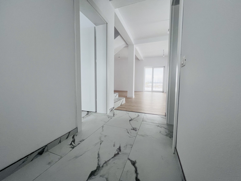 Duplex 3 camere, P+E, 91 mp utili, 250mp teren - Mosnita Veche