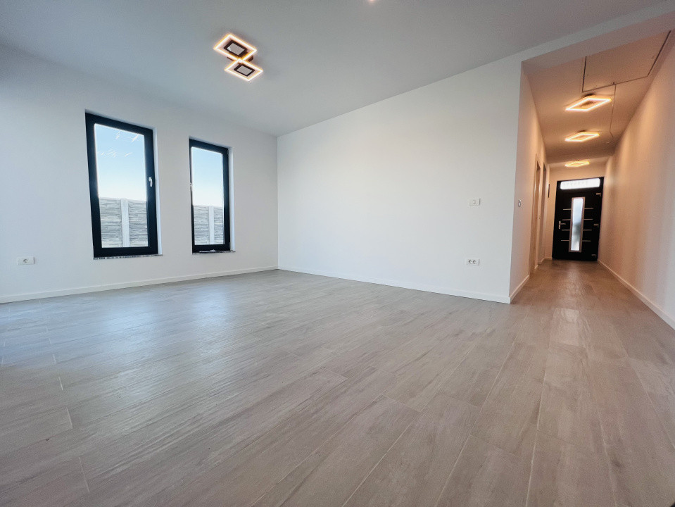 COMISION 0% Duplex 3 camere, parter, 72mp utili, 298mp teren in Urseni