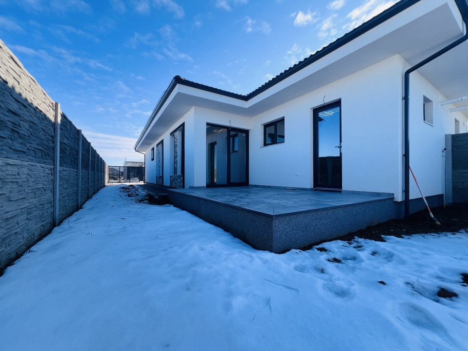 COMISION 0% Duplex 3 camere, parter, 72mp utili, 298mp teren in Urseni