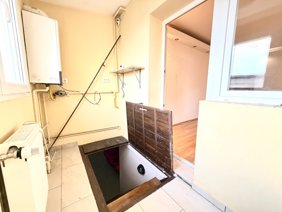 Apartament spatios, 2 camere + 1 boxa la subsol - zona Bucovina