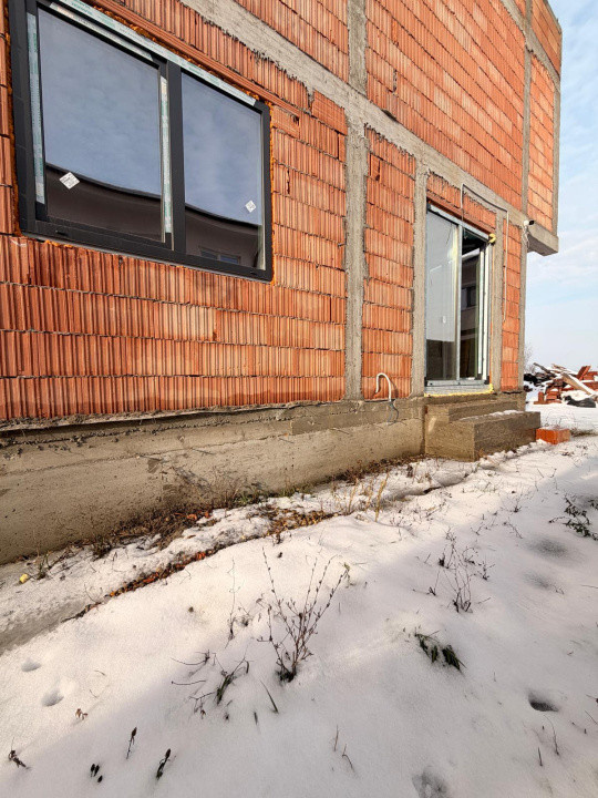 Apartament 2 camere, 47 mp, cu GRADINA 28 mp-pe Calea Urseni