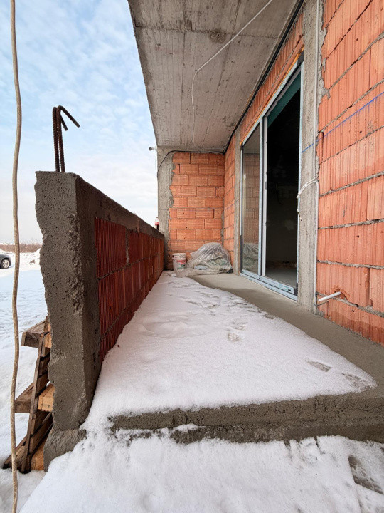 Apartament 1 camera, 37 mp cu GRADINA 26 mp-pe Calea Urseni