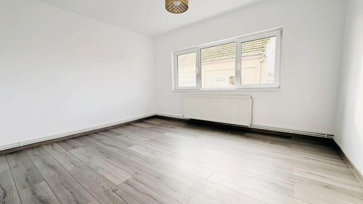 Apartament 2 camere, decomandat, parter, 56mp zona Dorobantilor 