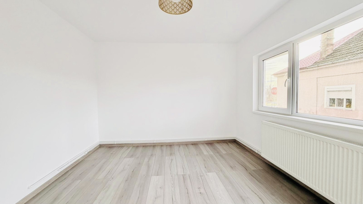 Apartament 2 camere, decomandat, parter, 56mp zona Dorobantilor 