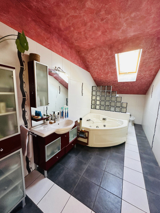 Casa individuala, 4 camere, 135mp utili, 327 teren in Ciarda Rosie 