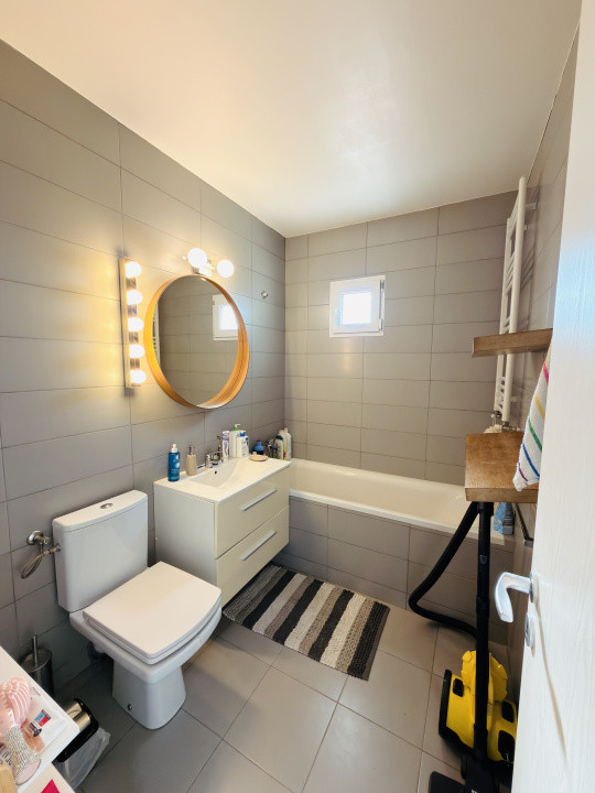 Apartament 3 camere, decomandat, complet renovat, 72mp, zona Lipovei