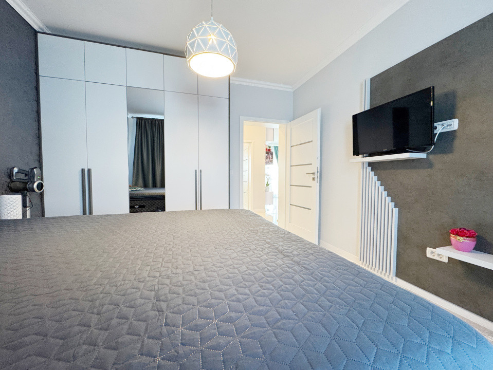 Duplex 3 camere 80mp utili+8mp terasa+anexe, 418mp teren, Mosnita Noua