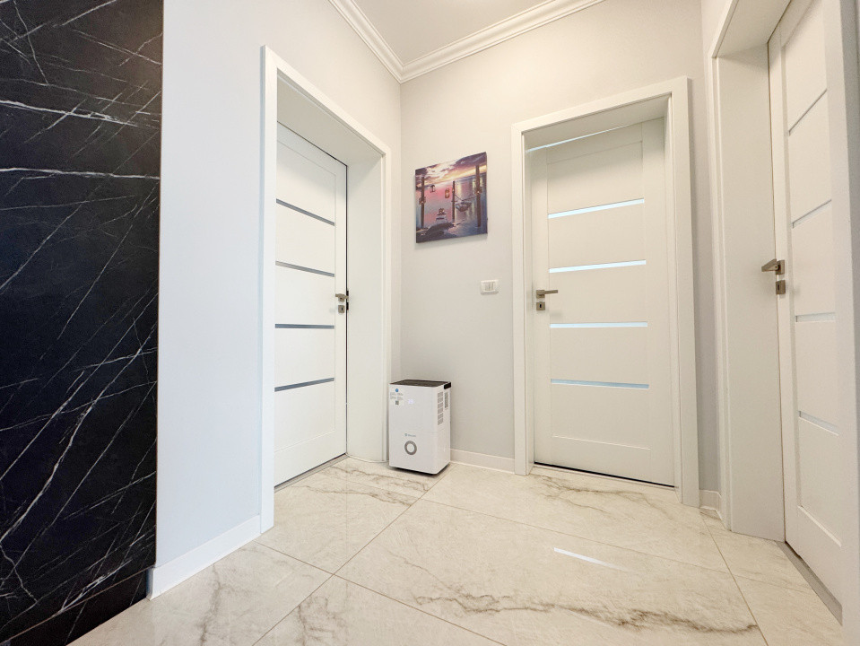 Duplex 3 camere 80mp utili+8mp terasa+anexe, 418mp teren, Mosnita Noua