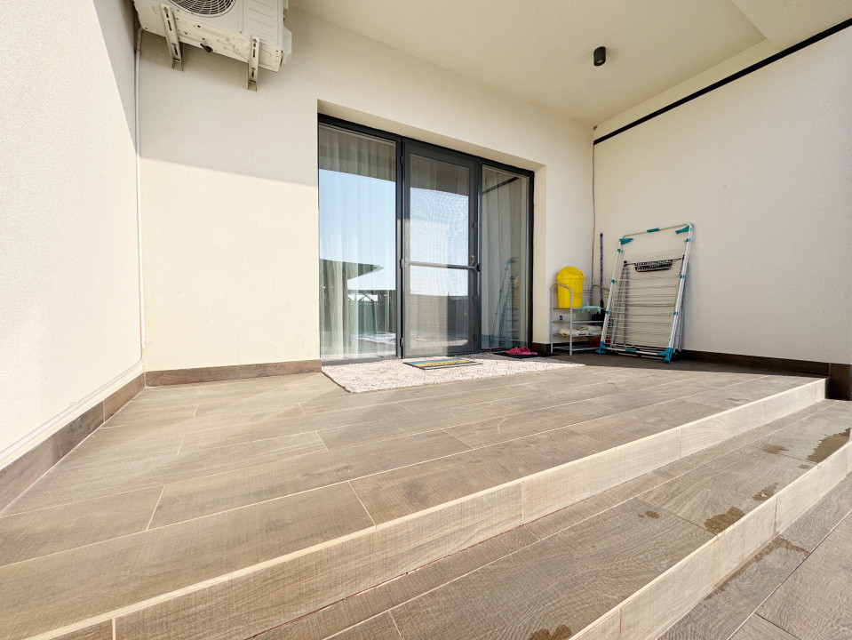 Duplex 3 camere 80mp utili+8mp terasa+anexe, 418mp teren, Mosnita Noua