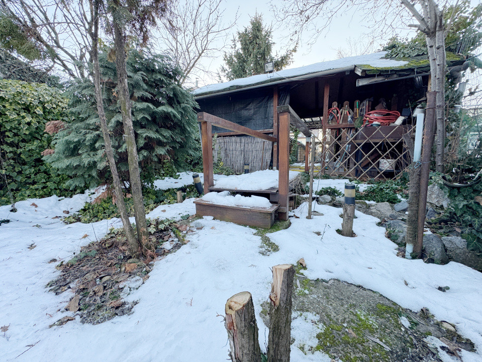 Casa 3 camere 80mp + curte individuala 372mp -zona Sagului