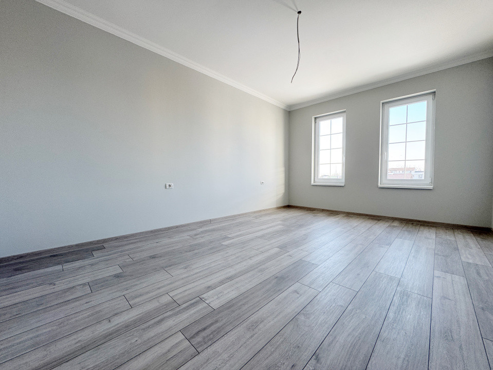 Apartament 2 camere decomandat 49mp utili + 4mp balcon, Giroc Hotel IQ