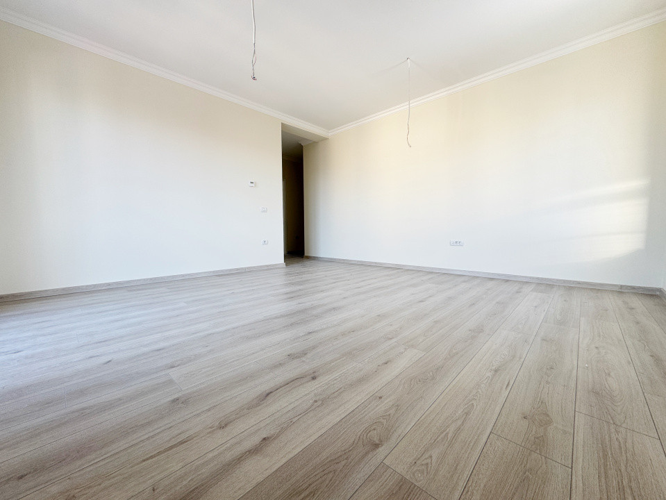 Apartament 2 camere decomandat 53mp utili + 4mp balcon, Giroc Hotel IQ