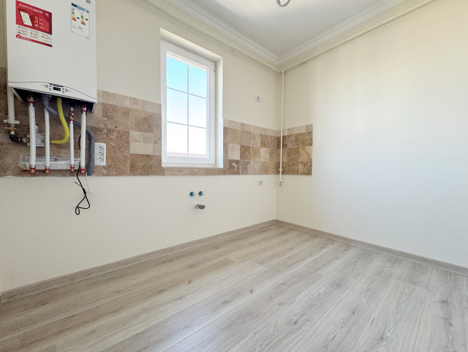 Apartament 2 camere decomandat 53mp utili + 4mp balcon, Giroc Hotel IQ