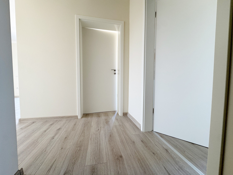 Apartament 2 camere decomandat 53mp utili + 4mp balcon, Giroc Hotel IQ