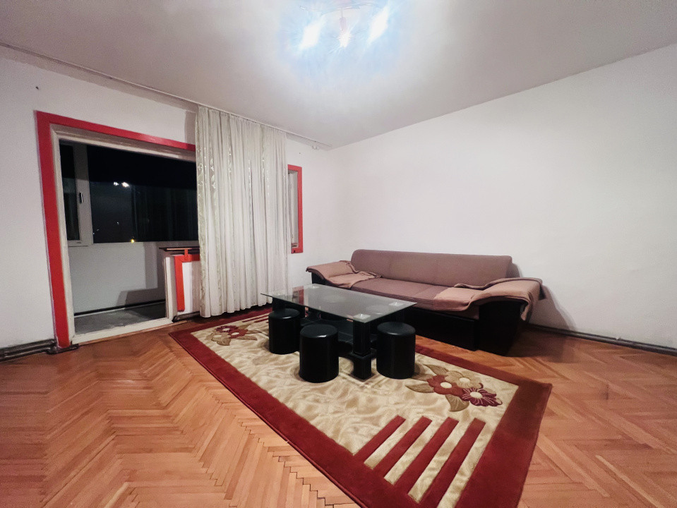 Apartament cu 2 camere, 64mp, decomandat, etaj 3, centrala - zona Bucovina