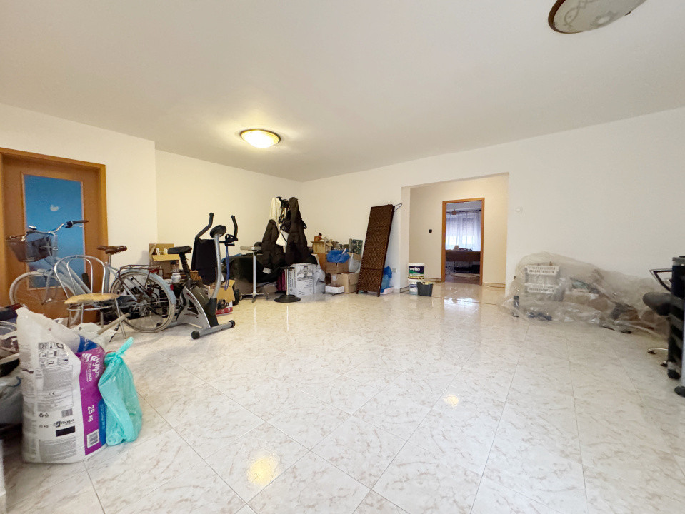 Apartament 3 camere decomandat 110mp utili, vedere pe 2 parti-Soarelui