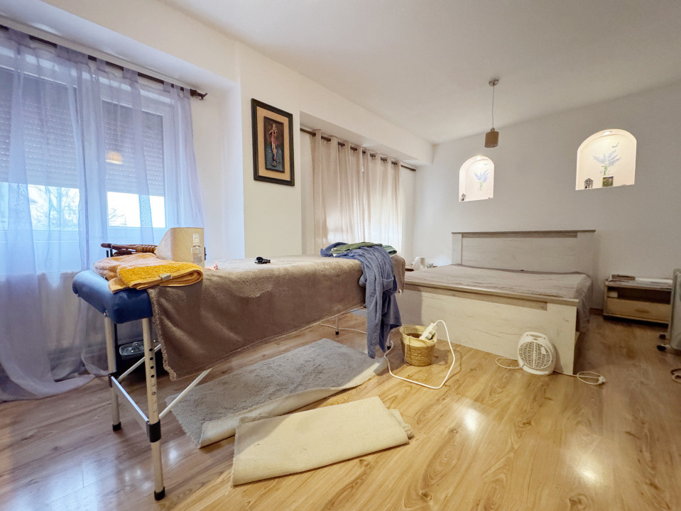 Apartament 3 camere decomandat 110mp utili, vedere pe 2 parti-Soarelui