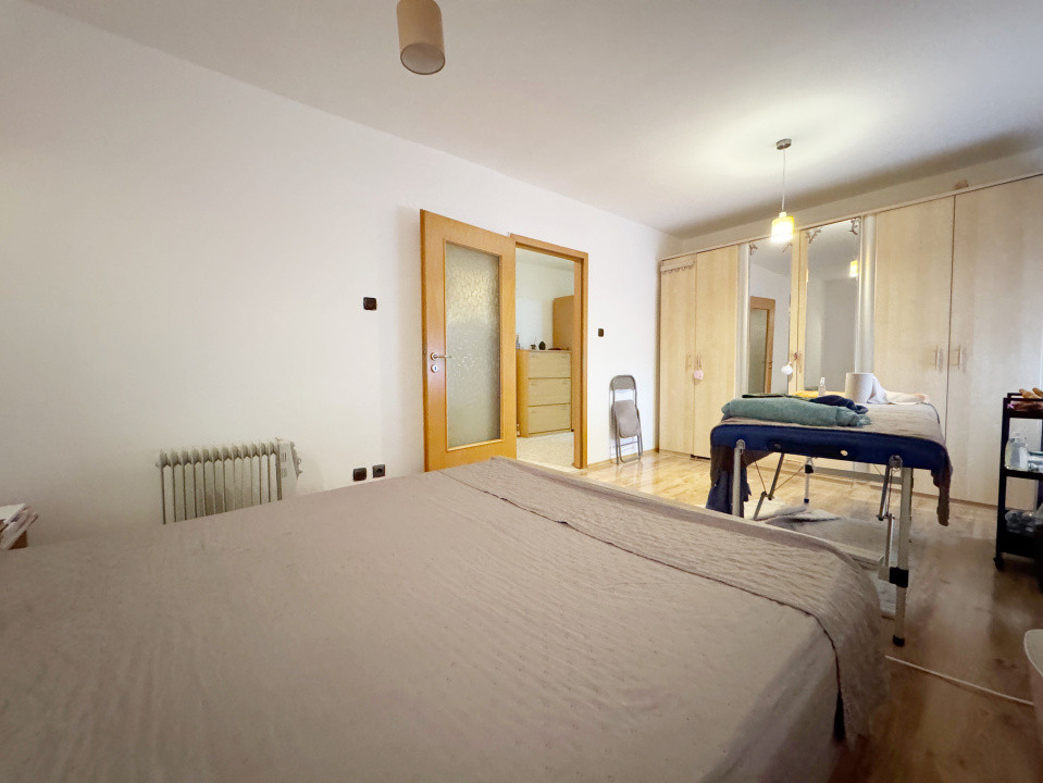 Apartament 3 camere decomandat 110mp utili, vedere pe 2 parti-Soarelui