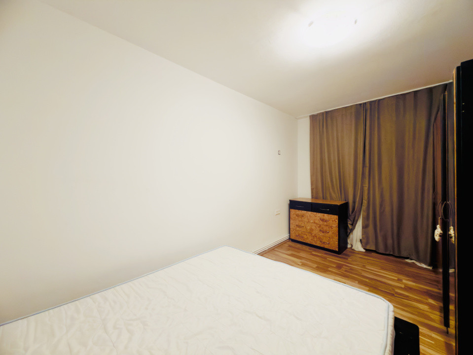 Apartament 2 camere, semidecomandate, parter, 52mp -Complexul Student