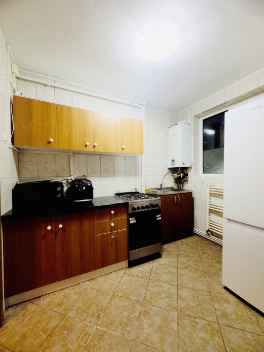 Apartament 2 camere, semidecomandate, parter, 52mp -Complexul Student
