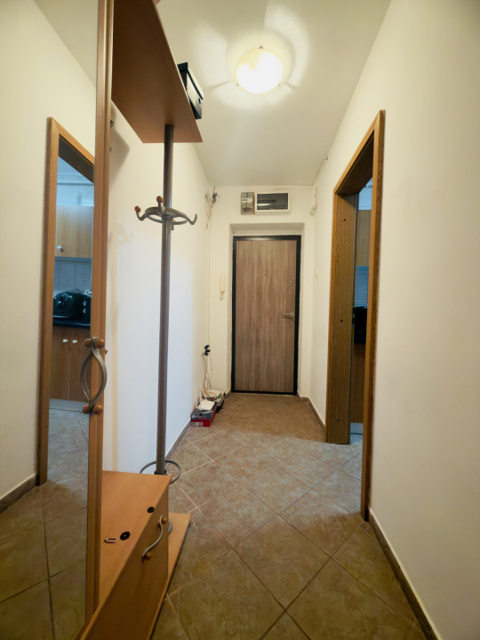 Apartament 2 camere, semidecomandate, parter, 52mp -Complexul Student